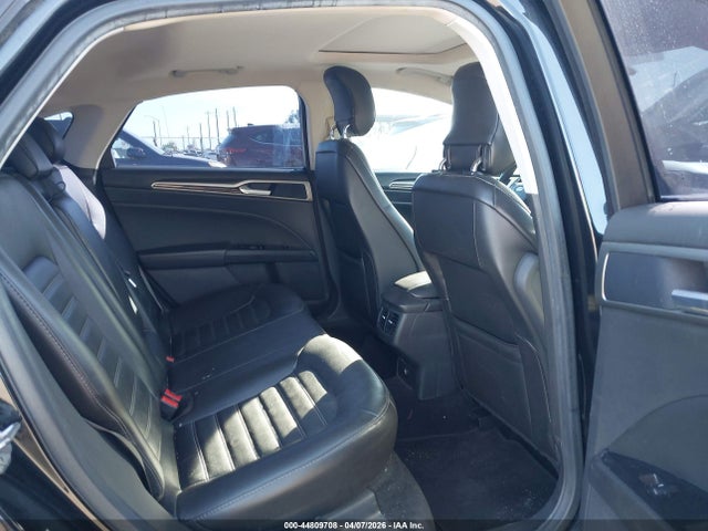 3FA6P0HD5ER306525 Ford FUSION SE