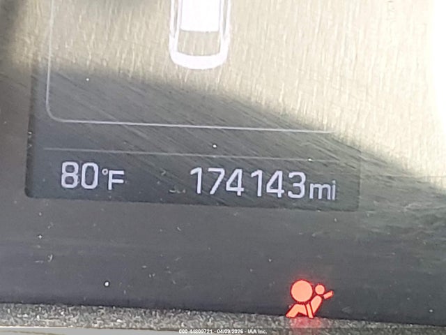 5NPD84LF2JH305361 Hyundai ELANTRA SEL