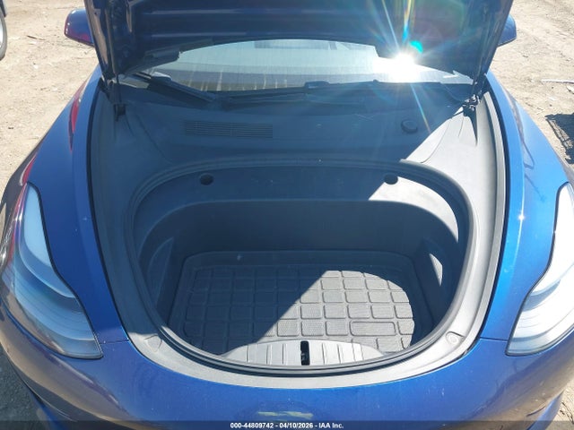 Продаж на аукціоні авто 2023 Tesla Model 3 Rear-wheel Drive, vin: 5YJ3E1EA5PF472454, номер лоту: 44809742