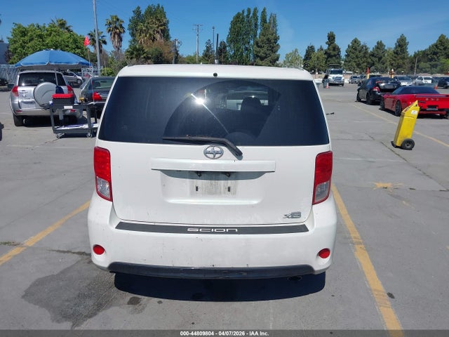 Scion Xb Release Series 2014 JTLZE4FE4EJ062963 Image 16