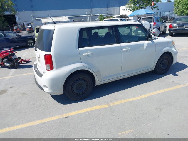 Scion Xb Release Series 2014 JTLZE4FE4EJ062963 Image 4