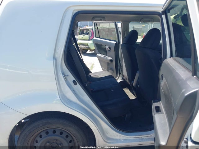 Scion Xb Release Series 2014 JTLZE4FE4EJ062963 Image 8