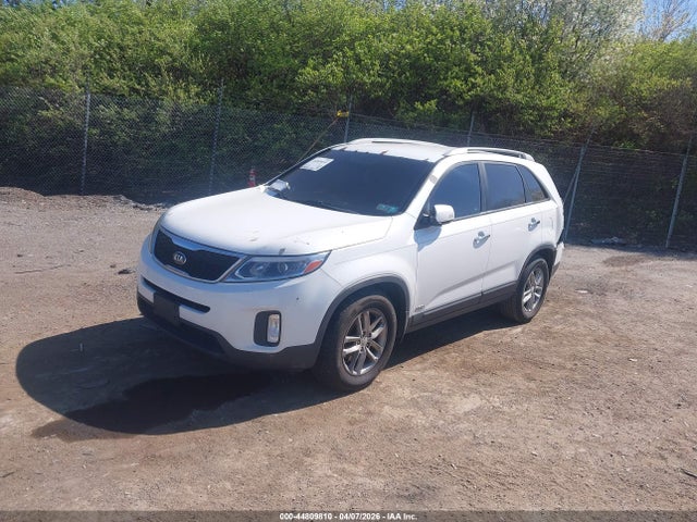 2015 Kia Sorento Lx V6 მანქანა იყიდება აუქციონზე, vin: 5XYKTDA71FG615016, აუქციონის ნომერი: 44809810