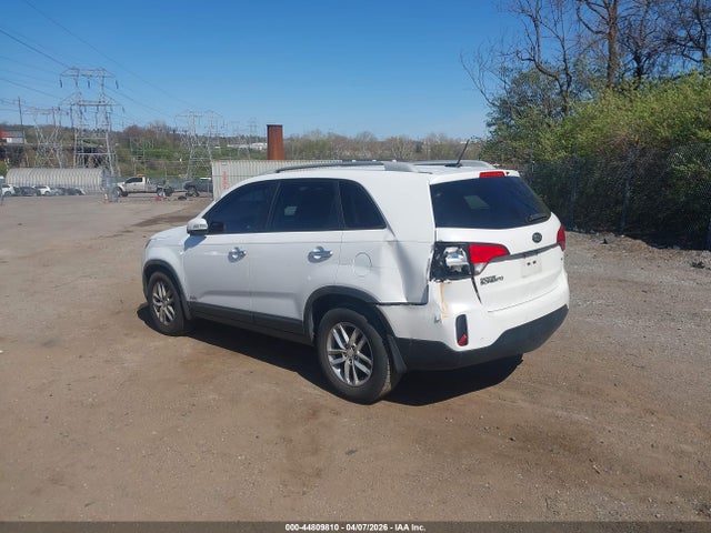 2015 Kia Sorento Lx V6 მანქანა იყიდება აუქციონზე, vin: 5XYKTDA71FG615016, აუქციონის ნომერი: 44809810