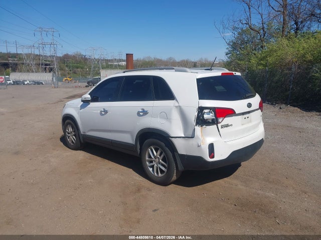 2015 Kia Sorento Lx V6 მანქანა იყიდება აუქციონზე, vin: 5XYKTDA71FG615016, აუქციონის ნომერი: 44809810