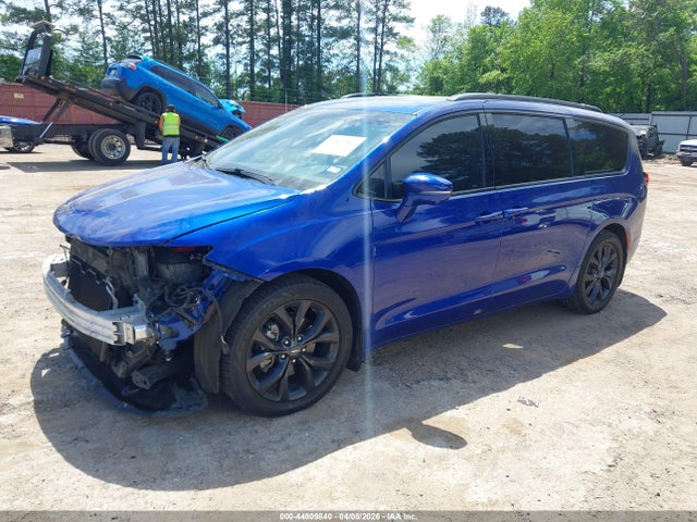 44809840 :رقم المزاد ، 2C4RC1GGXKR589445 vin ، 2019 Chrysler Pacifica Limited مزاد بيع