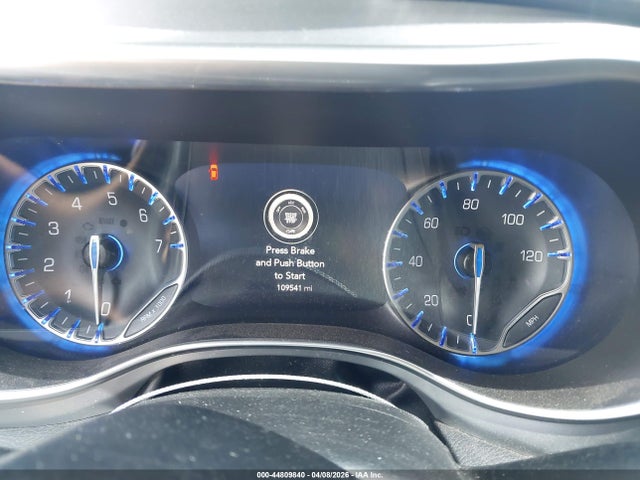 44809840 :رقم المزاد ، 2C4RC1GGXKR589445 vin ، 2019 Chrysler Pacifica Limited مزاد بيع