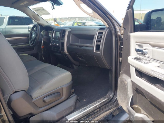 Продаж на аукціоні авто 2017 Ram 1500 Express  4x2 6'4 Box, vin: 3C6JR6AG9HG563376, номер лоту: 44809860