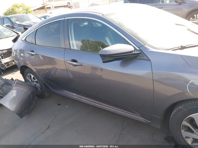 Honda CIVIC EX 2018 2HGFC2F72JH517199 Image 14