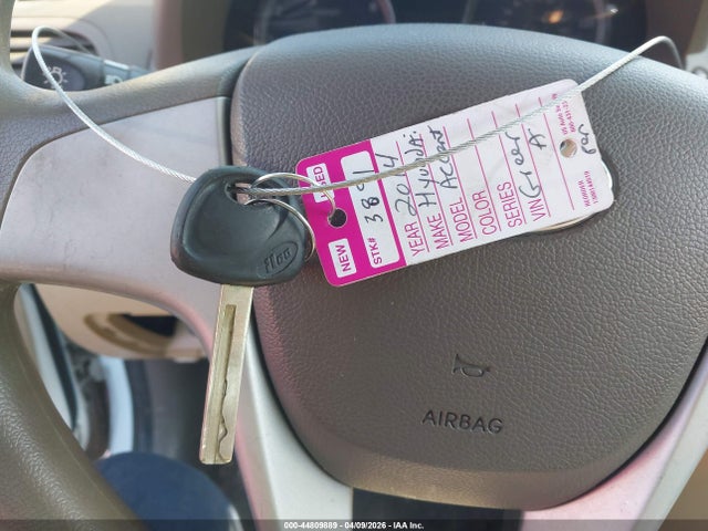 Продаж на аукціоні авто 2014 Hyundai Accent Gls, vin: KMHCT4AE0EU664526, номер лоту: 44809889