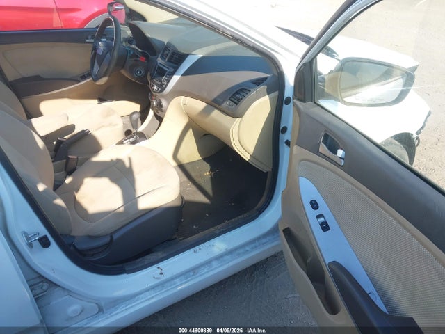 Продаж на аукціоні авто 2014 Hyundai Accent Gls, vin: KMHCT4AE0EU664526, номер лоту: 44809889