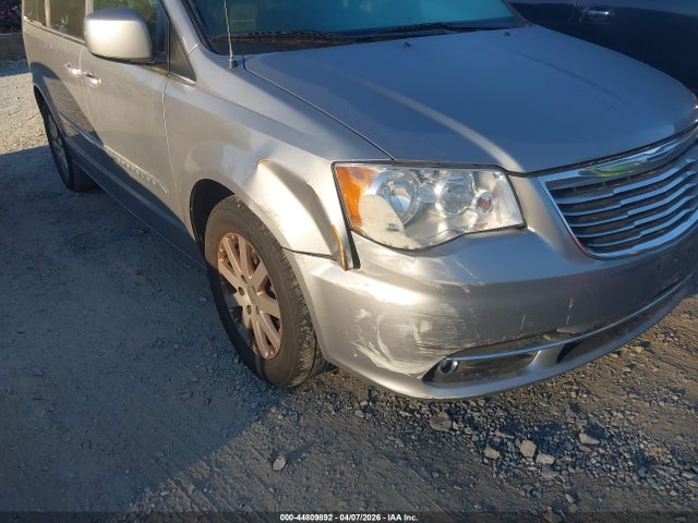 Продажа на аукционе авто 2015 Chrysler Town & Country Touring, vin: 2C4RC1BG1FR720839, номер лота: 44809892