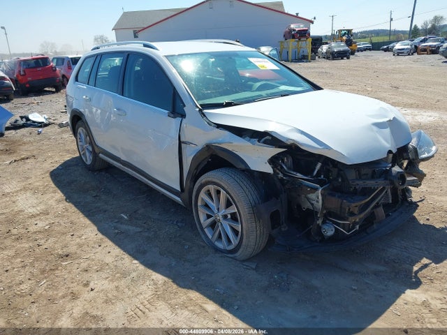 2017 VOLKSWAGEN GOLF ALLTRACK 3VWH17AUXHM537281