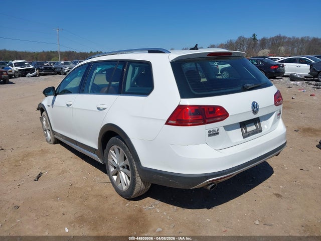 2017 VOLKSWAGEN GOLF ALLTRACK 3VWH17AUXHM537281 Photo 2