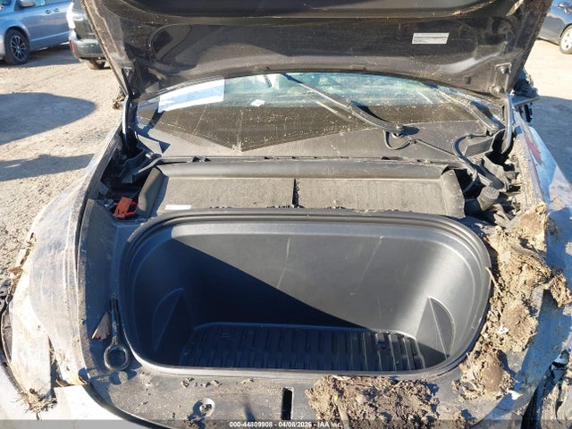 2023 Tesla Model Y Performance Dual Motor All-wheel Drive მანქანა იყიდება აუქციონზე, vin: 7SAYGDEF3PF911490, აუქციონის ნომერი: 44809908