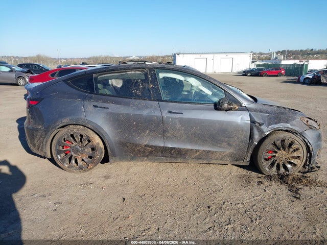 2023 Tesla Model Y Performance Dual Motor All-wheel Drive მანქანა იყიდება აუქციონზე, vin: 7SAYGDEF3PF911490, აუქციონის ნომერი: 44809908