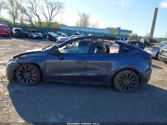 2023 Tesla Model Y Performance Dual Motor All-wheel Drive მანქანა იყიდება აუქციონზე, vin: 7SAYGDEF3PF911490, აუქციონის ნომერი: 44809908