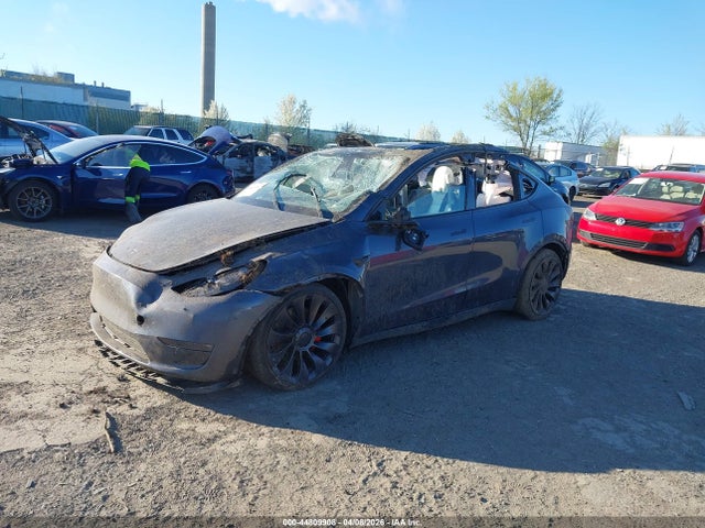 2023 Tesla Model Y Performance Dual Motor All-wheel Drive მანქანა იყიდება აუქციონზე, vin: 7SAYGDEF3PF911490, აუქციონის ნომერი: 44809908