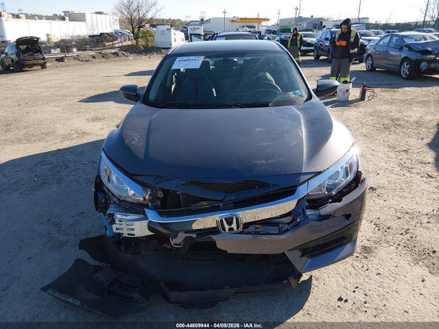 Honda Civic Lx 2018 2HGFC2F55JH599895 Image 12
