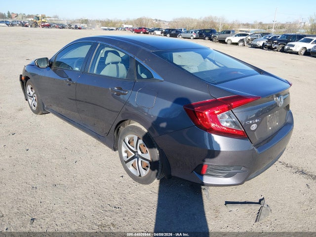 Honda Civic Lx 2018 2HGFC2F55JH599895 Image 3