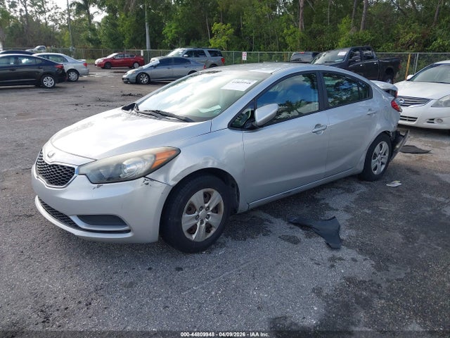 2016 Kia Forte Lx მანქანა იყიდება აუქციონზე, vin: KNAFK4A68G5552094, აუქციონის ნომერი: 44809948