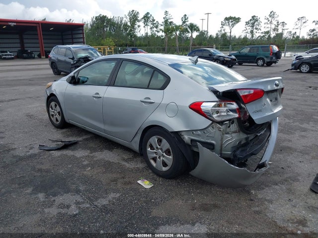 2016 Kia Forte Lx მანქანა იყიდება აუქციონზე, vin: KNAFK4A68G5552094, აუქციონის ნომერი: 44809948