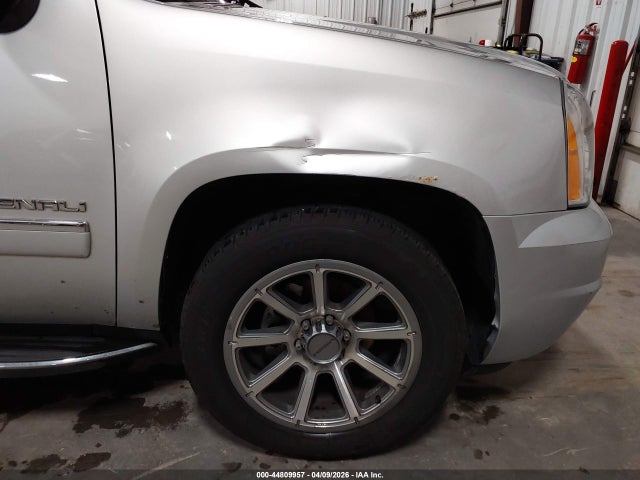 44809957 :رقم المزاد ، 1GKS2EEF3ER227252 vin ، 2014 Gmc Yukon Denali مزاد بيع