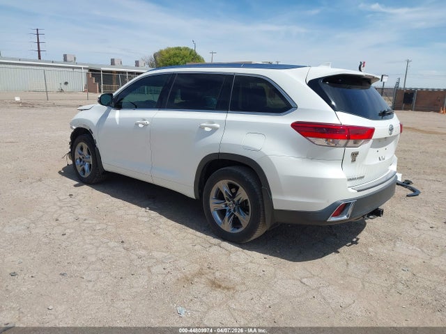 Toyota Highlander Limited Platinum 2017 5TDDZRFH8HS362322 Image 3