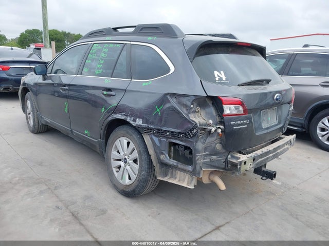 2019 SUBARU OUTBACK 4S4BSABC8K3377382 Photo 2