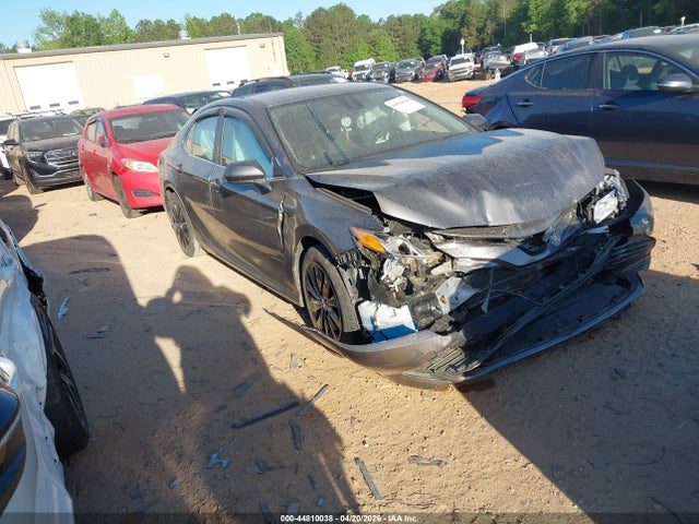 44810038 :رقم المزاد ، 4T1B11HK4KU799242 vin ، 2019 Toyota Camry Le مزاد بيع
