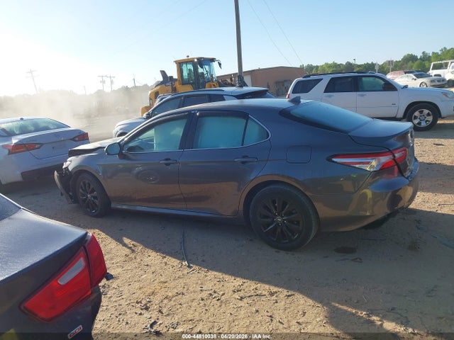 44810038 :رقم المزاد ، 4T1B11HK4KU799242 vin ، 2019 Toyota Camry Le مزاد بيع