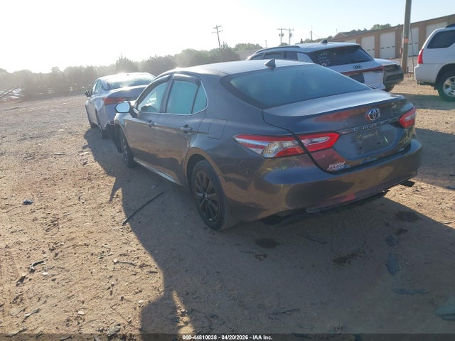 44810038 :رقم المزاد ، 4T1B11HK4KU799242 vin ، 2019 Toyota Camry Le مزاد بيع