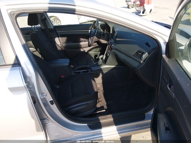 44810043 :رقم المزاد ، 5NPD84LF0JH254460 vin ، 2018 Hyundai Elantra Value Edition مزاد بيع