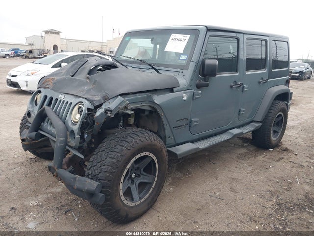 1C4BJWDG5EL127669 Jeep Wrangler Unlimited Sport