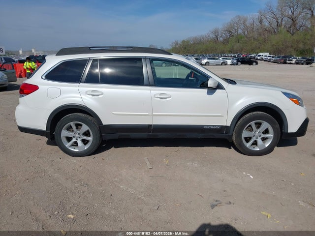 Продаж на аукціоні авто 2014 Subaru Outback 2.5i Premium, vin: 4S4BRBCC2E3234741, номер лоту: 44810102