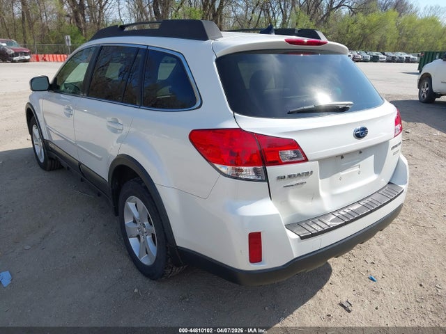 Продаж на аукціоні авто 2014 Subaru Outback 2.5i Premium, vin: 4S4BRBCC2E3234741, номер лоту: 44810102