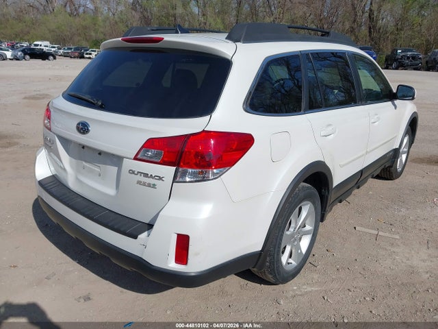 Продаж на аукціоні авто 2014 Subaru Outback 2.5i Premium, vin: 4S4BRBCC2E3234741, номер лоту: 44810102