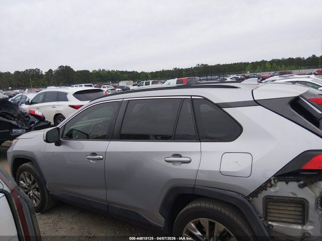 Toyota Rav4 Xle Premium 2019 JTMC1RFV2KD513067 Image 15
