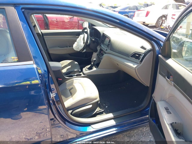 Продаж на аукціоні авто 2017 Hyundai Elantra Limited, vin: 5NPD84LF9HH023101, номер лоту: 44810138