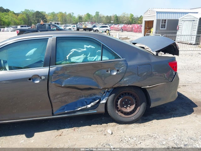 2013 Toyota Camry Le მანქანა იყიდება აუქციონზე, vin: 4T4BF1FK2DR301102, აუქციონის ნომერი: 44810194