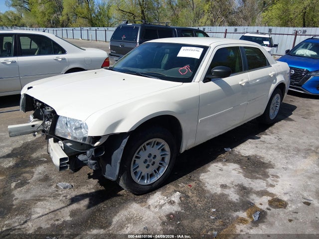 2006 Chrysler 300 მანქანა იყიდება აუქციონზე, vin: 2C3KA43R76H160098, აუქციონის ნომერი: 44810196