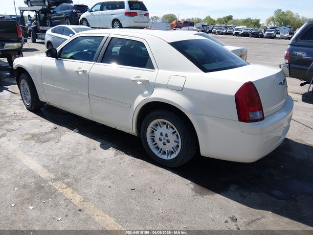 2006 Chrysler 300 მანქანა იყიდება აუქციონზე, vin: 2C3KA43R76H160098, აუქციონის ნომერი: 44810196