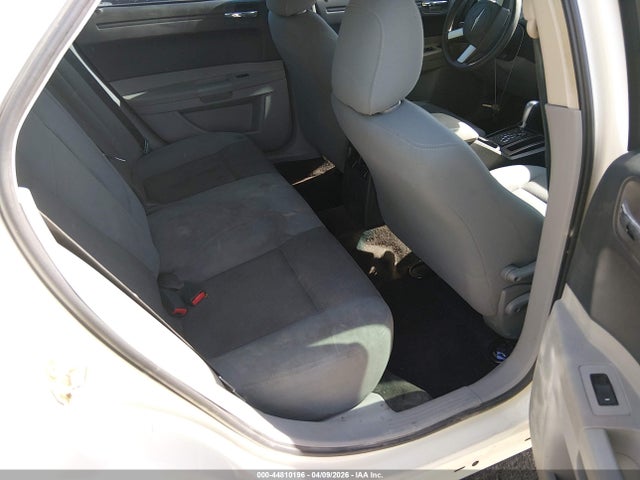 2006 Chrysler 300 მანქანა იყიდება აუქციონზე, vin: 2C3KA43R76H160098, აუქციონის ნომერი: 44810196