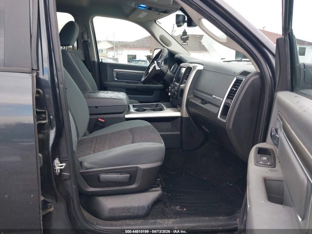 Продажа на аукционе авто 2017 Ram 1500 Big Horn  4x4 5'7 Box, vin: 3C6RR7LT3HG564364, номер лота: 44810199