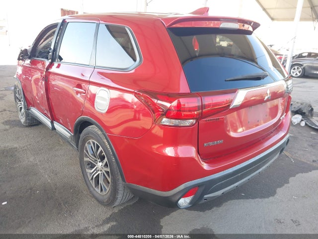 Mitsubishi Outlander Se 2018 JA4AD3A33JZ009804 Image 3
