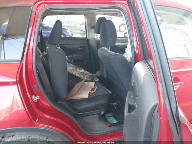 Mitsubishi Outlander Se 2018 JA4AD3A33JZ009804 Image 8