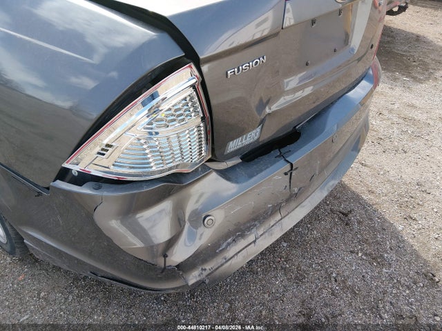 44810217 :رقم المزاد ، 3FAHP0HA1BR185390 vin ، 2011 Ford Fusion Se مزاد بيع