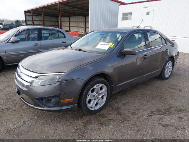 44810217 :رقم المزاد ، 3FAHP0HA1BR185390 vin ، 2011 Ford Fusion Se مزاد بيع