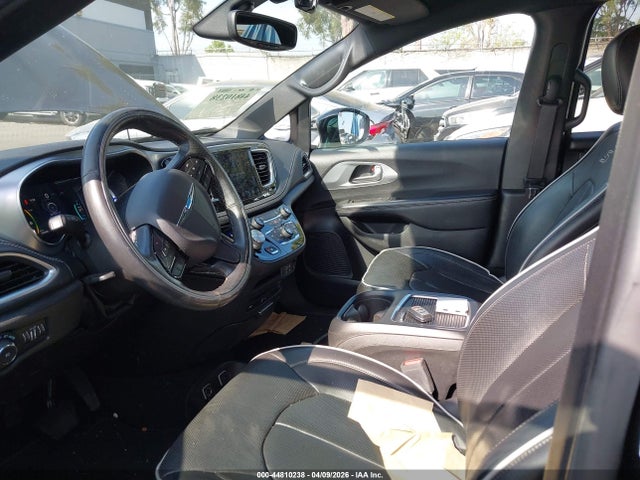Продажа на аукционе авто 2020 Chrysler Pacifica Hybrid Limited, vin: 2C4RC1N7XLR277775, номер лота: 44810238
