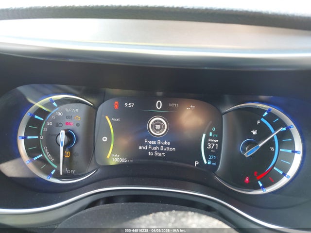 Продажа на аукционе авто 2020 Chrysler Pacifica Hybrid Limited, vin: 2C4RC1N7XLR277775, номер лота: 44810238